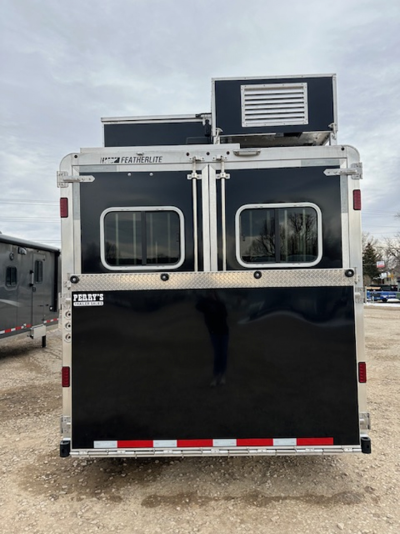 Trailer Photo 4
