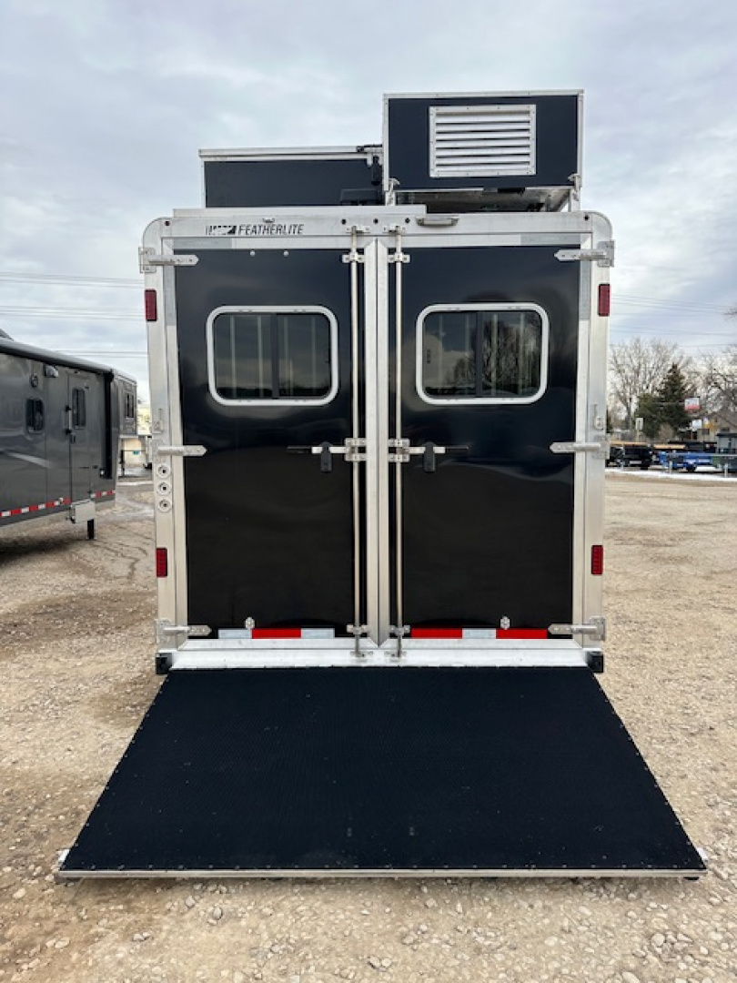 Trailer Photo 5