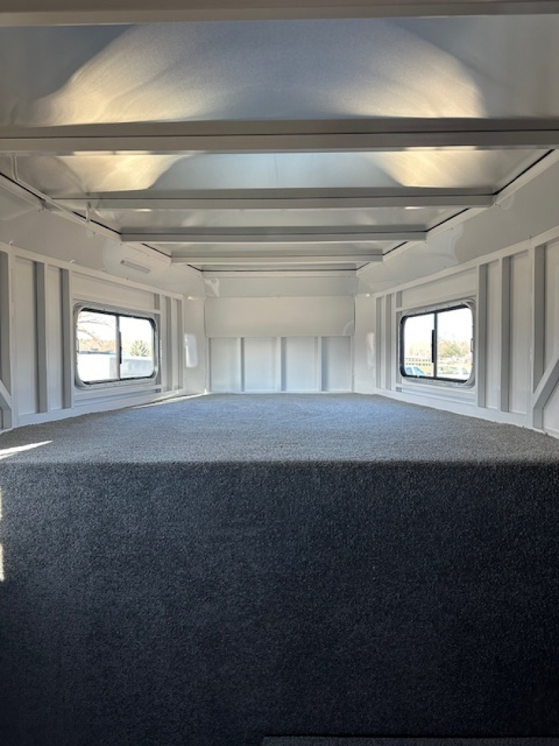Trailer Photo 6