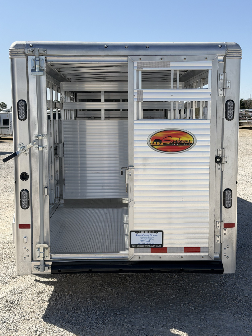 Trailer Photo 5
