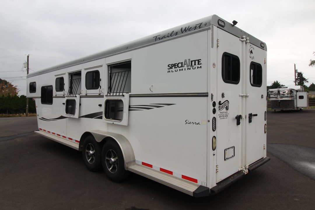 Trailer Photo 2