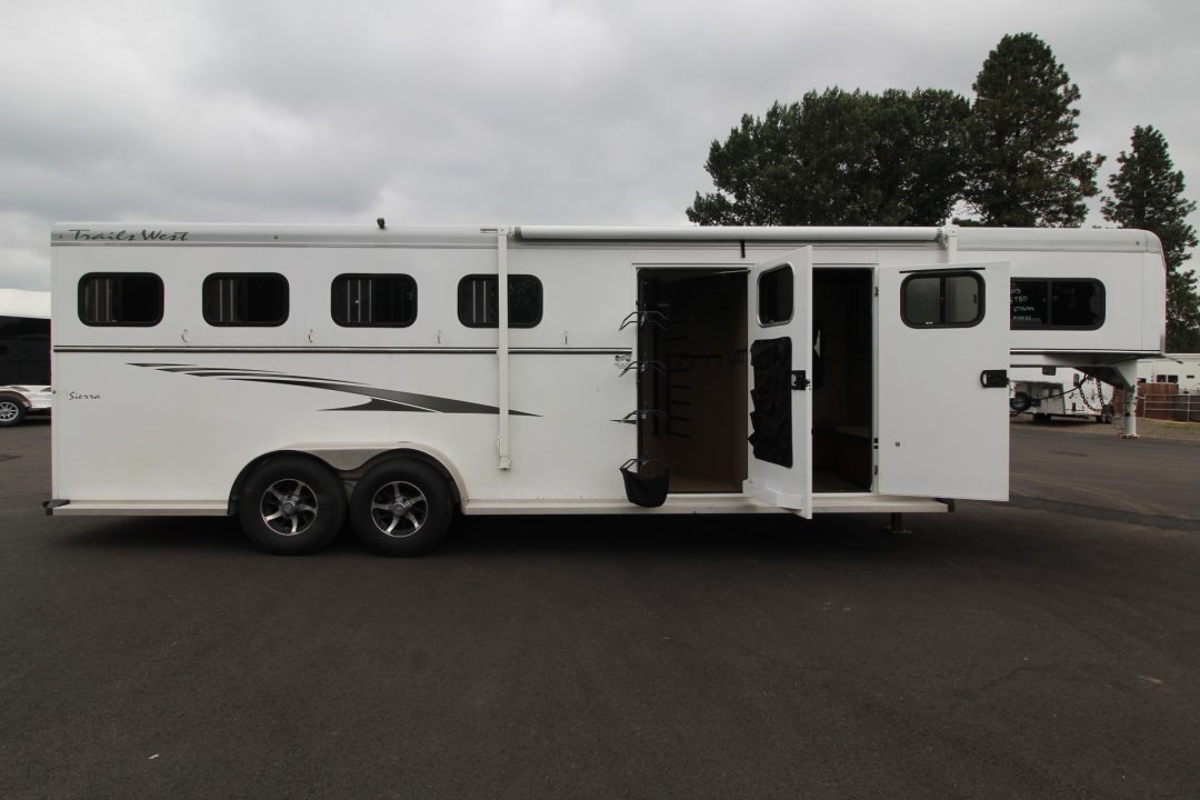 2015 Trails West Sierra 5x5 Comfort Package