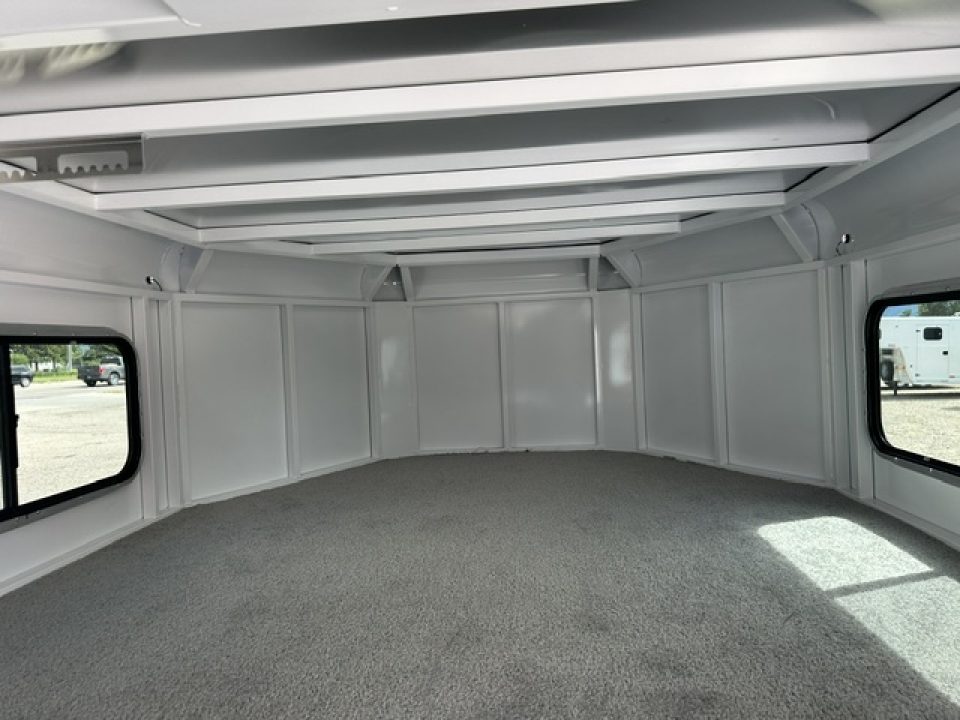 Trailer Photo 6