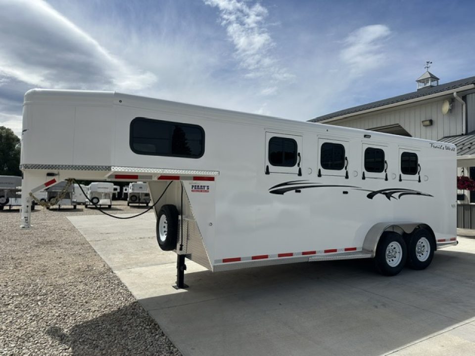 Trailer Photo 2