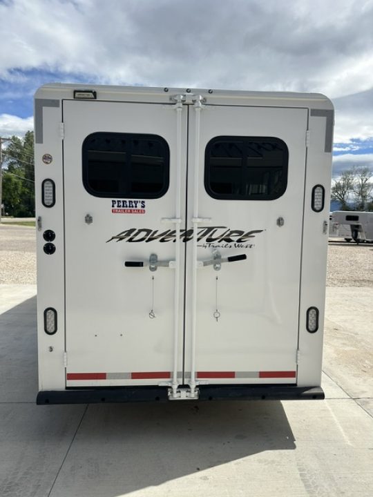 Trailer Photo 4