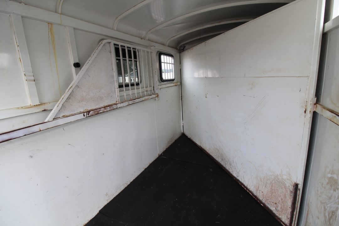 Trailer Photo 11
