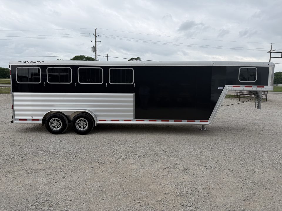 Trailer Photo 4