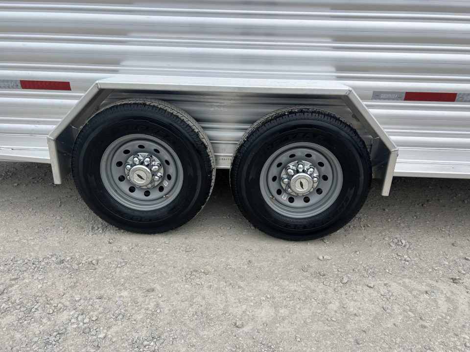 Trailer Photo 8