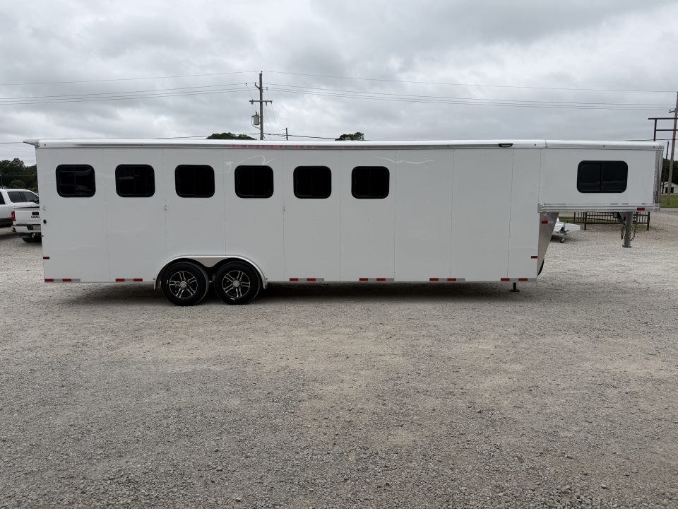 Trailer Photo 4