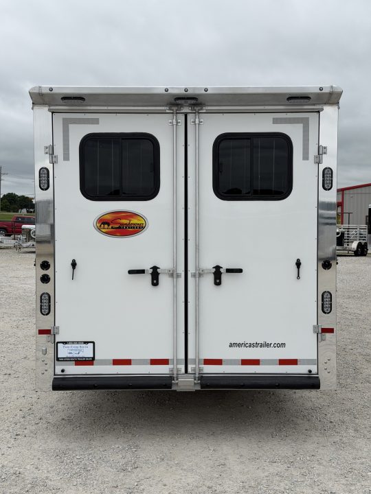 Trailer Photo 6