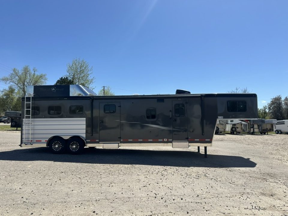 2026 Trails West Living Quarter