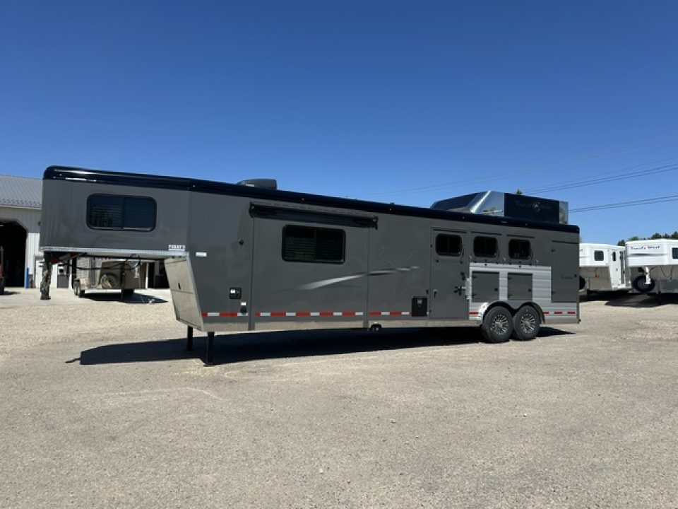 Trailer Photo 2