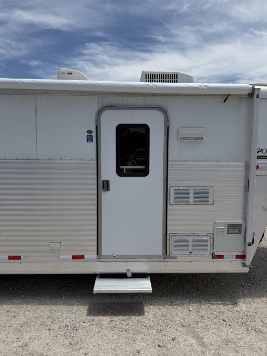 Trailer Photo 11