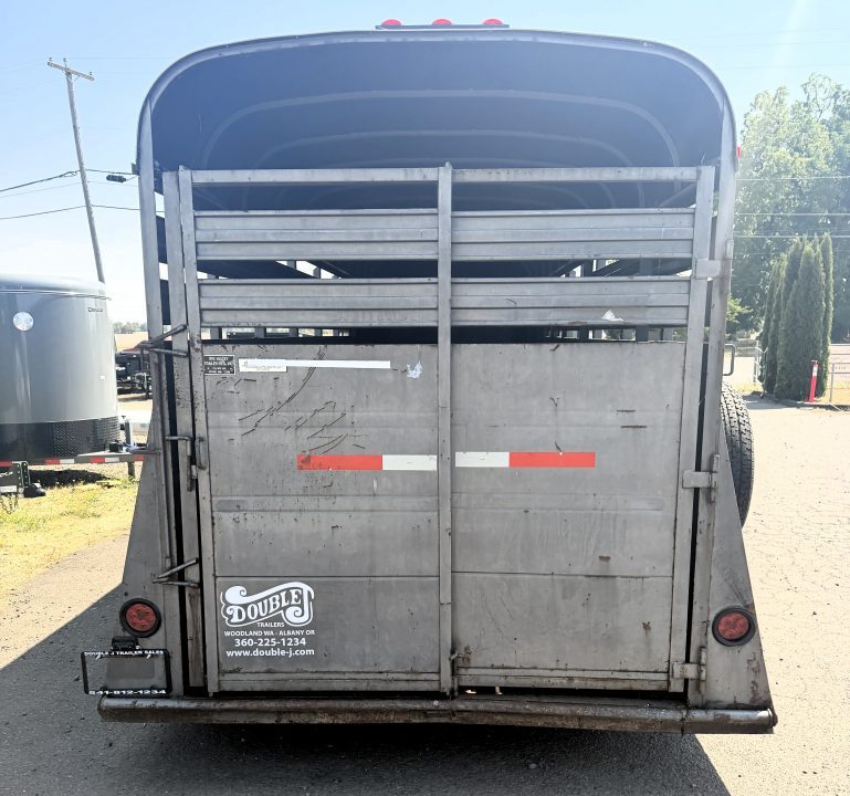Trailer Photo 3