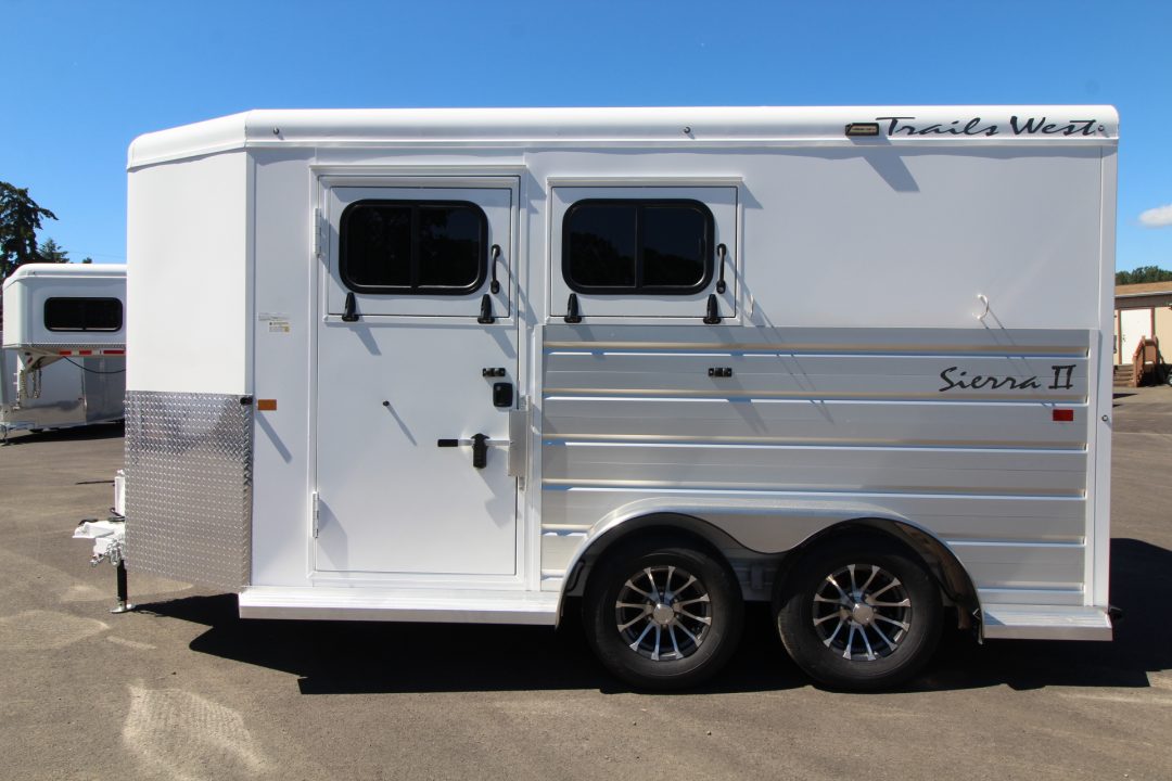 2027 Trails West sierra ii 2 horse comfort pkg