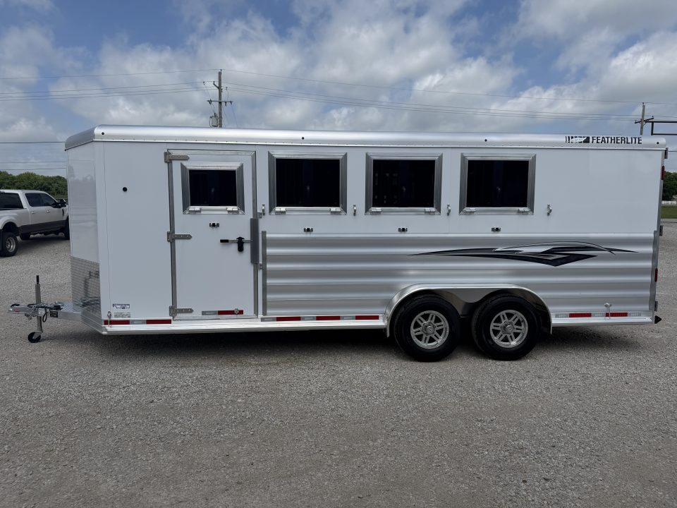 Trailer Photo 2