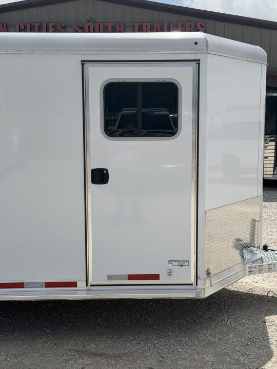 Trailer Photo 11