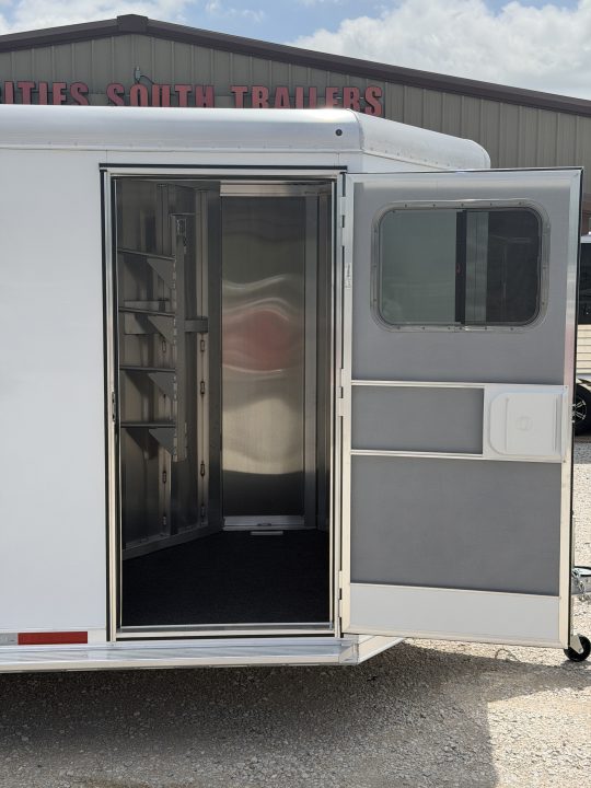 Trailer Photo 12