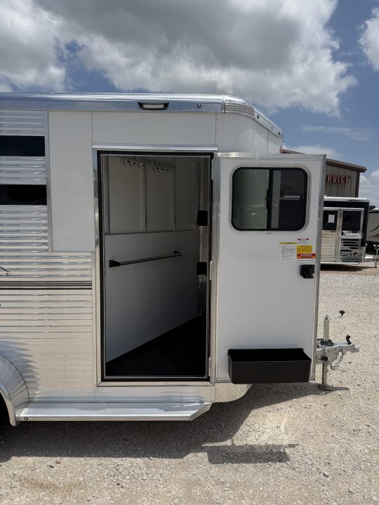 Trailer Photo 11