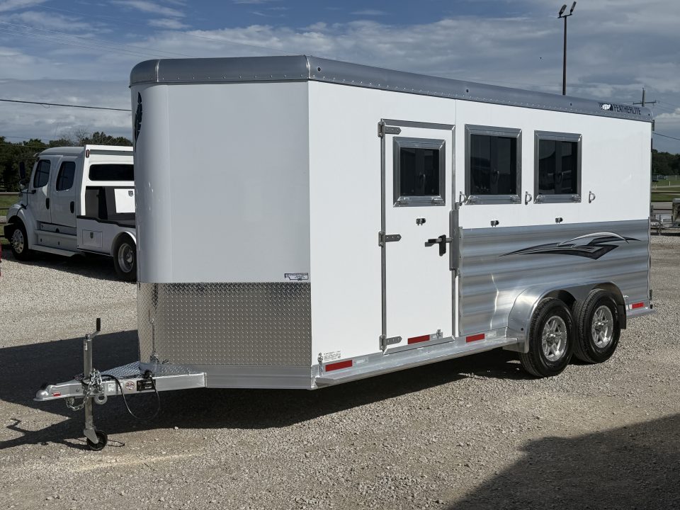 Trailer Photo 2