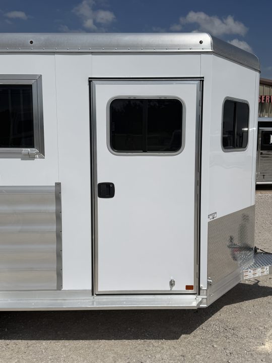 Trailer Photo 8