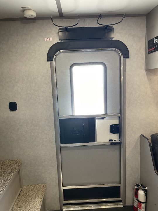 Trailer Photo 11