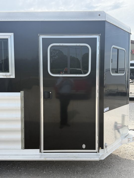 Trailer Photo 10