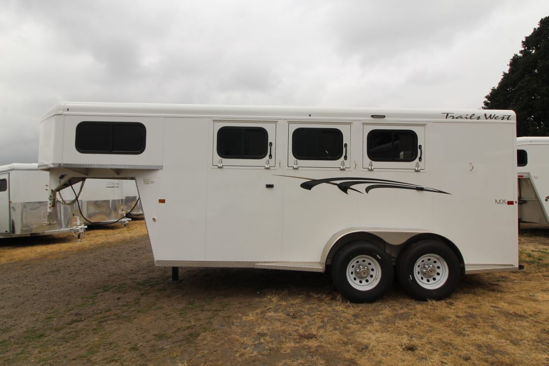 Trailer Photo 11