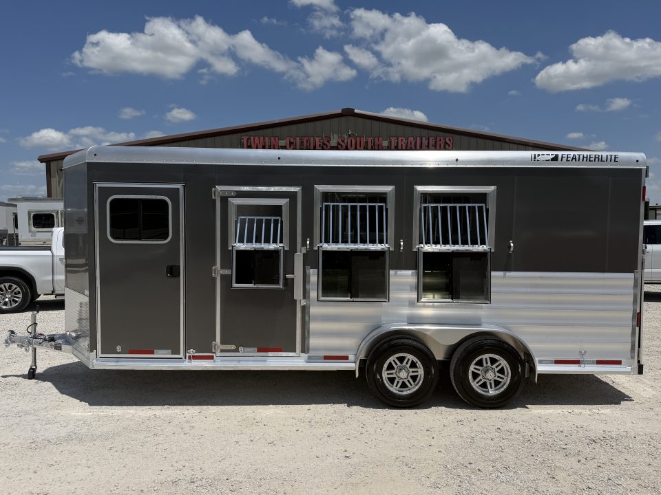 Trailer Photo 2