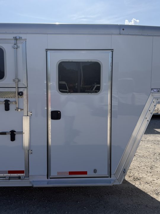 Trailer Photo 13