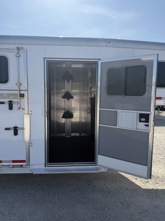 Trailer Photo 14