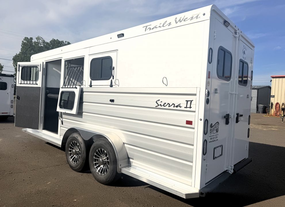 Trailer Photo 3