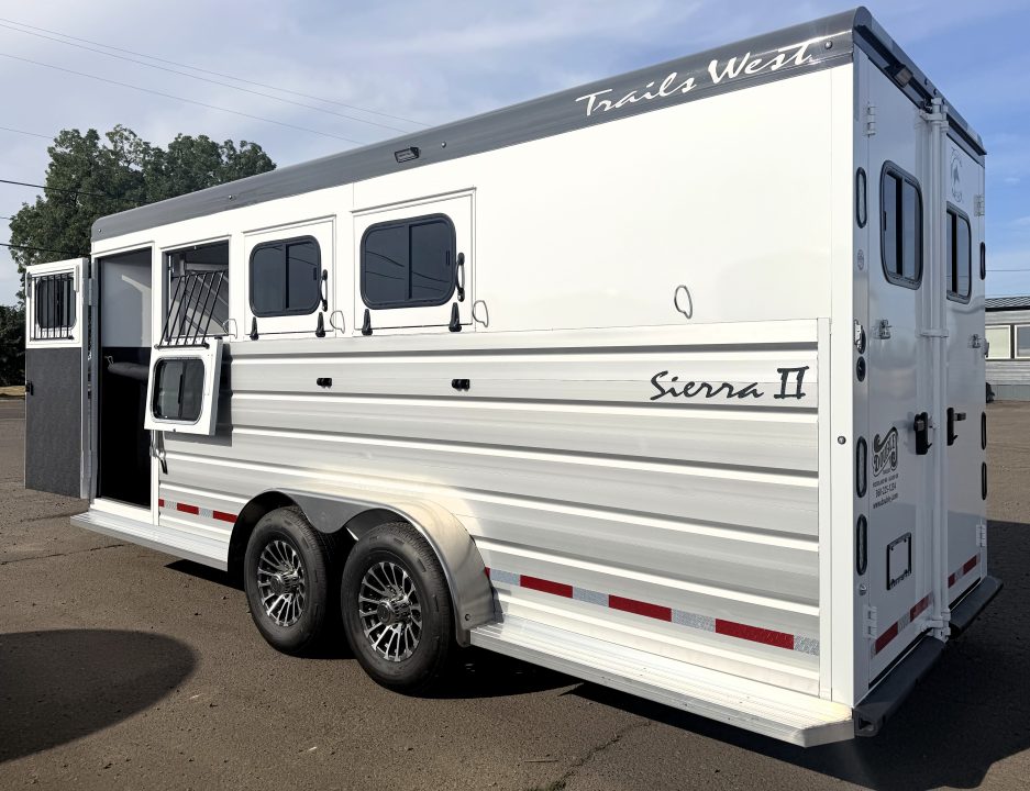 Trailer Photo 2