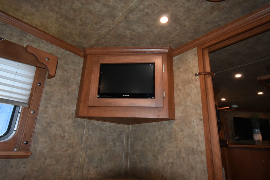 Trailer Photo 7