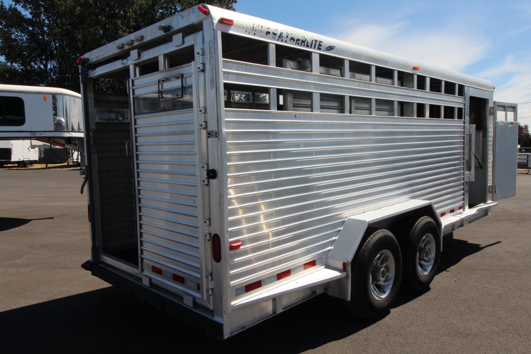 Trailer Photo 2
