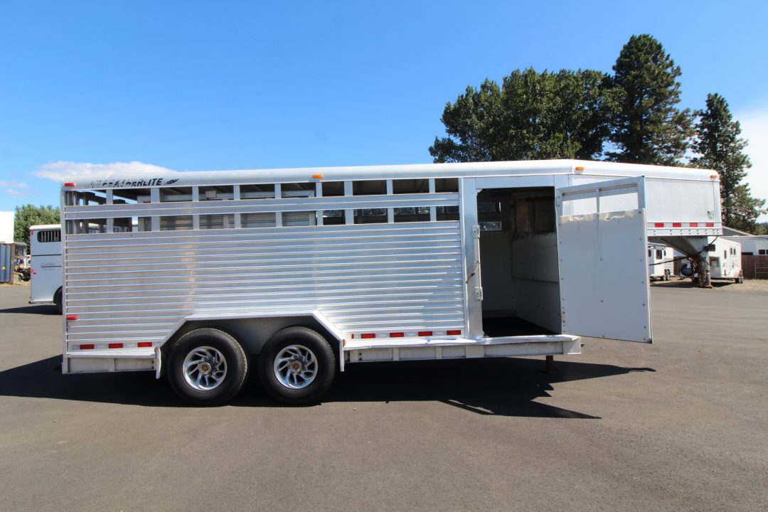 Trailer Photo 3