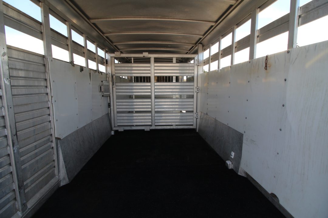Trailer Photo 6