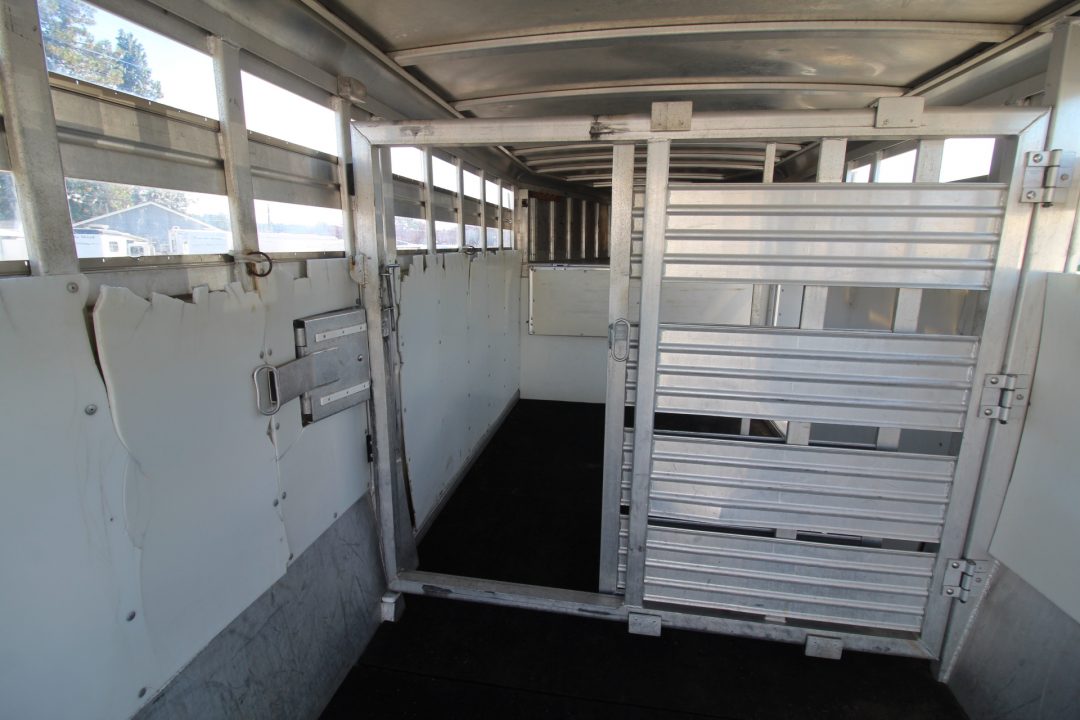 Trailer Photo 7