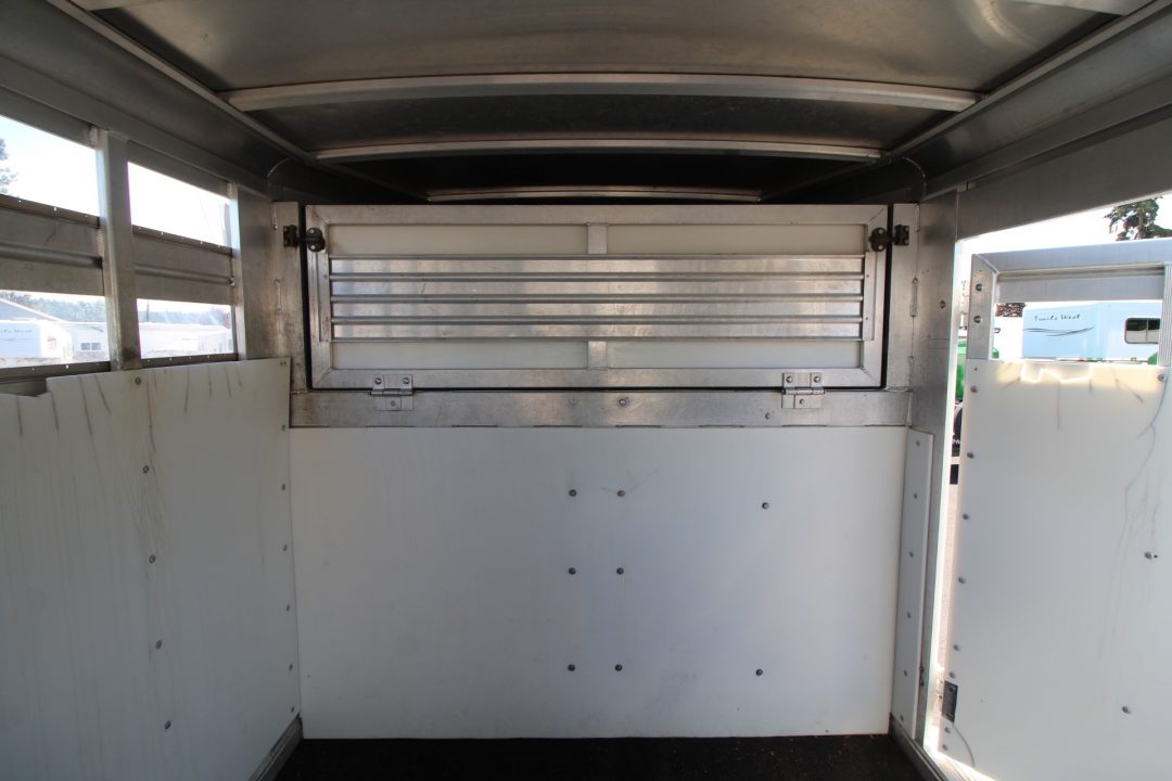 Trailer Photo 10