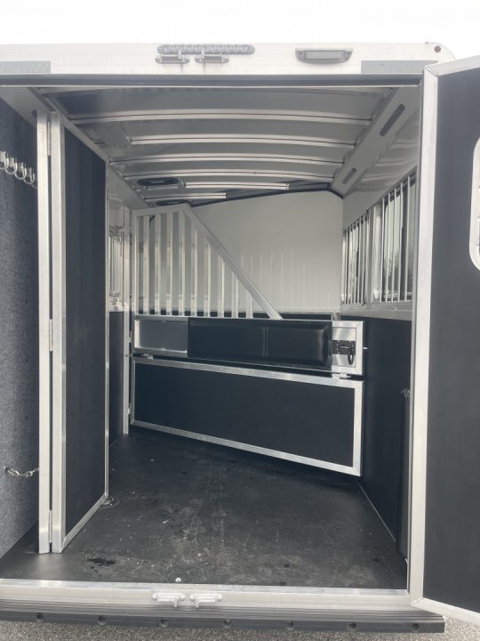 Trailer Photo 7