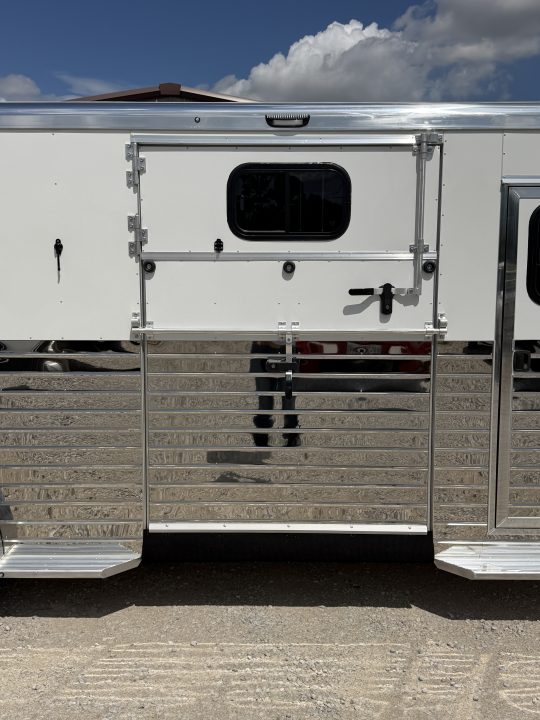 Trailer Photo 11