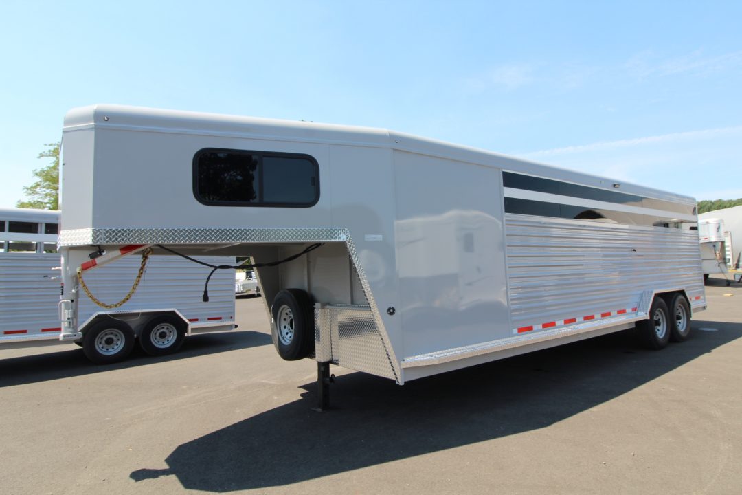 Trailer Photo 12
