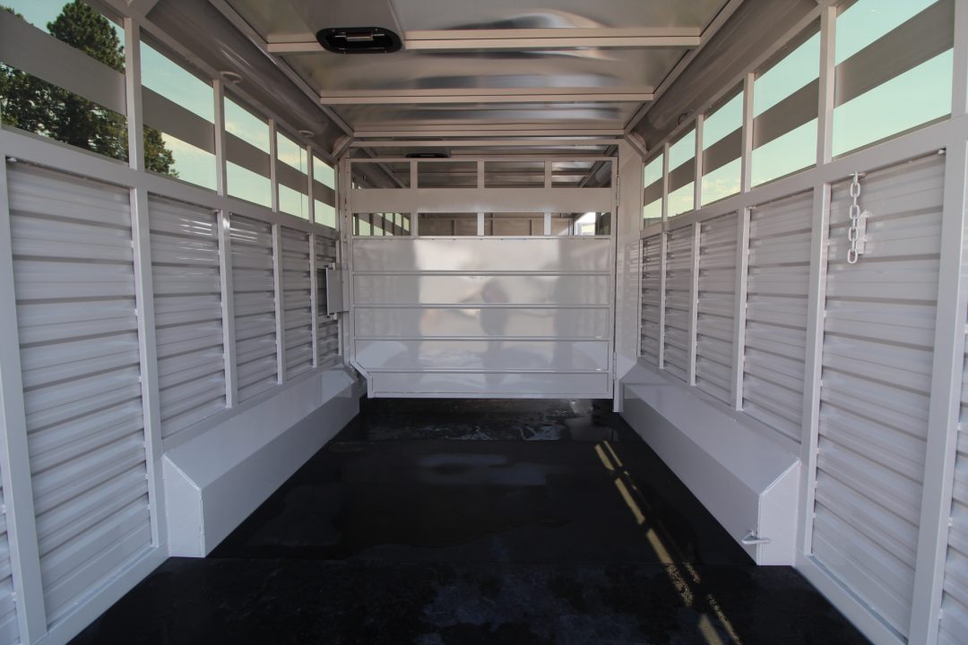 Trailer Photo 7
