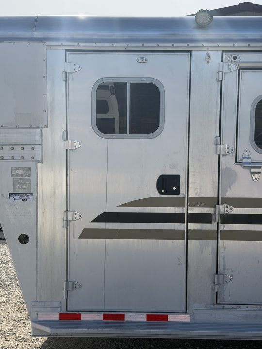 Trailer Photo 12