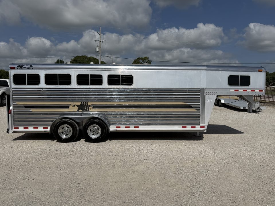 Trailer Photo 3