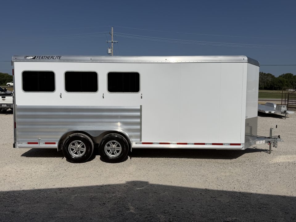 Trailer Photo 5