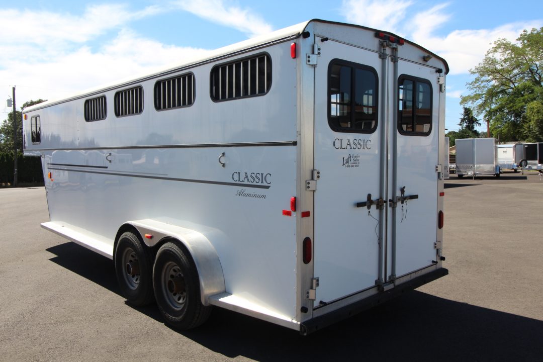 Trailer Photo 16