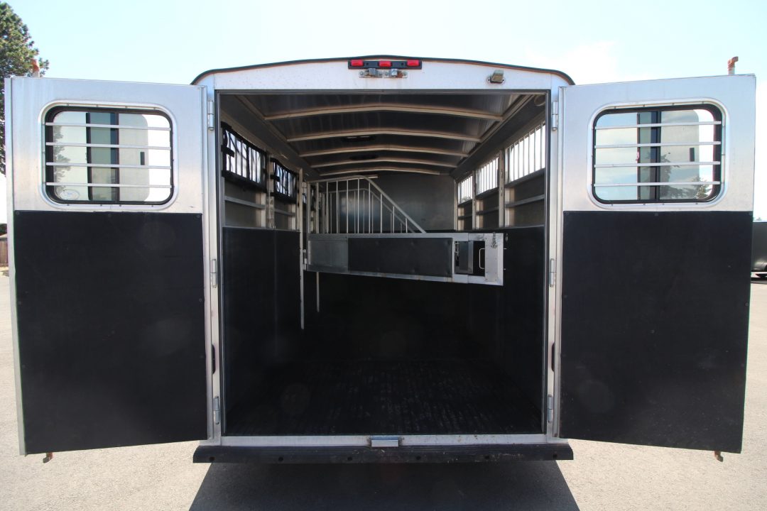 Trailer Photo 11