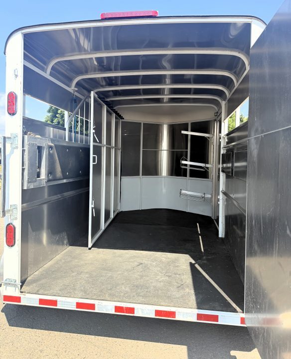 Trailer Photo 6