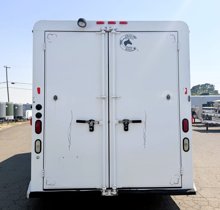 Trailer Photo 3